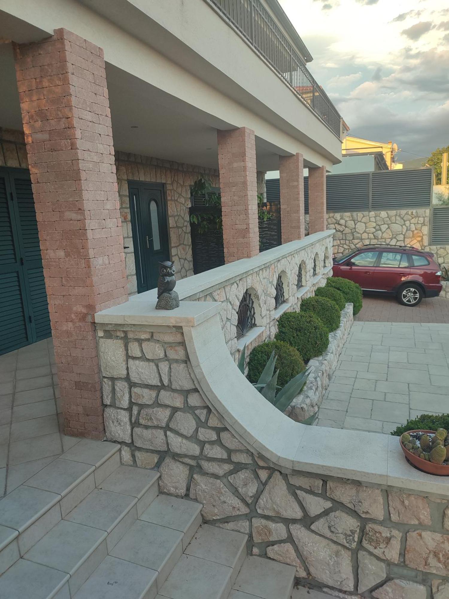 Biuk Apartments Novi Vinodolski Buitenkant foto